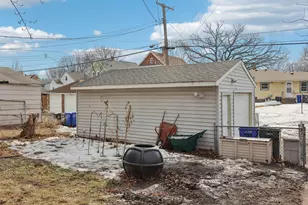 896 Jessamine Ave E, Saint Paul, MN 55106 - Photo 27