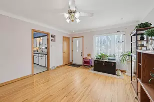 896 Jessamine Ave E, Saint Paul, MN 55106 - Photo 3