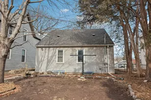 896 Jessamine Ave E, Saint Paul, MN 55106 - Photo 31