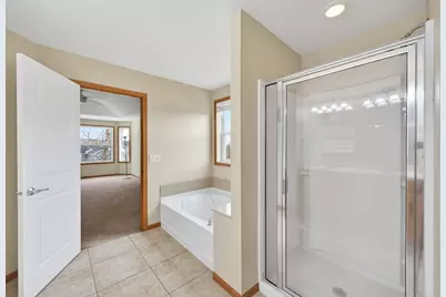 5039 Merrimac Court N, Plymouth, MN 55446 - Photo 9