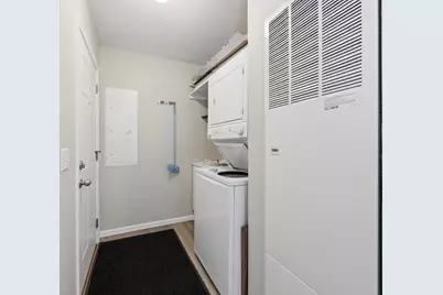 950 Cessna Drive, New Brighton, MN 55112 - Photo 17