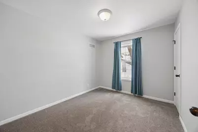 950 Cessna Drive, New Brighton, MN 55112 - Photo 15