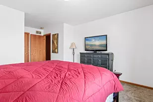 2209 E 117th Street E, Burnsville, MN 55337 - Photo 17