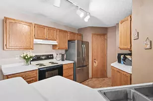 2209 E 117th Street E, Burnsville, MN 55337 - Photo 3