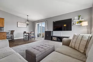 14805 Lower Endicott Way, Apple Valley, MN 55124 - Photo 9