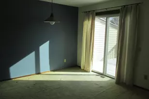 2870 Castleford Ct, Woodbury, MN 55125 - Photo 7