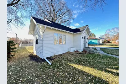 817 W Lincoln Avenue, Fergus Falls, MN 56537 - Photo 49