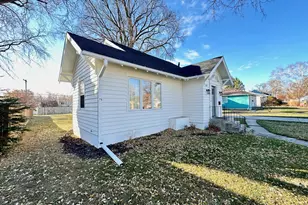 817 W Lincoln Ave, Fergus Falls, MN 56537 - Photo 49