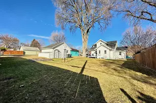 817 W Lincoln Ave, Fergus Falls, MN 56537 - Photo 51