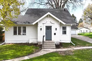 817 W Lincoln Ave, Fergus Falls, MN 56537 - Photo 1