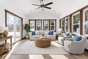 1422 Creekwood Dr, New Richmond, WI 54017 - Photo 1