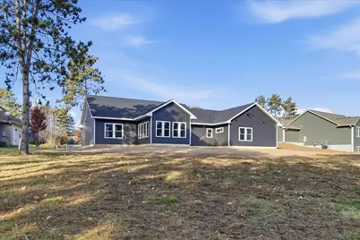 1422 Creekwood Drive, New Richmond, WI 54017 - Photo 55