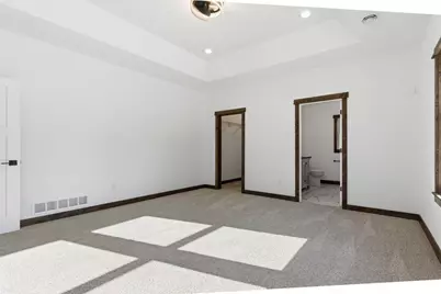 1422 Creekwood Drive, New Richmond, WI 54017 - Photo 47