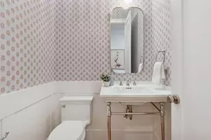 638 Gardner St, Wayzata, MN 55391 - Photo 9