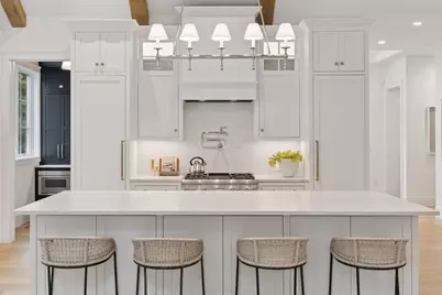 638 Gardner Street, Wayzata, MN 55391 - Photo 11