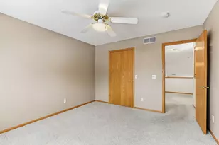 2300 19th Ave NE, Minneapolis, MN 55418 - Photo 23