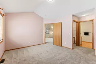 2300 19th Ave NE, Minneapolis, MN 55418 - Photo 11