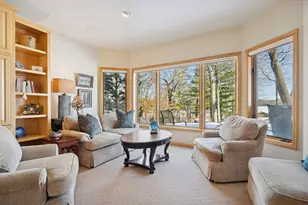 550 Waycliffe Dr N, Wayzata, MN 55391 - Photo 43