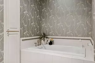 550 Waycliffe Dr N, Wayzata, MN 55391 - Photo 33