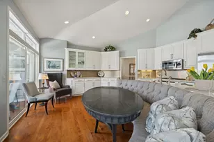 550 Waycliffe Dr N, Wayzata, MN 55391 - Photo 21