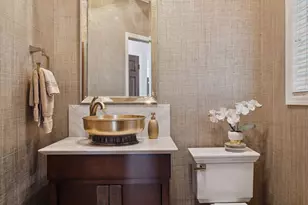 550 Waycliffe Dr N, Wayzata, MN 55391 - Photo 35