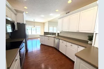 417 Golf Terrace, Litchfield, MN 55355 - Photo 5