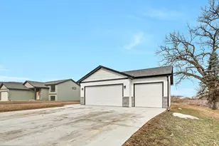 120 Coulee Way, Wabasha, MN 55981 - Photo 3