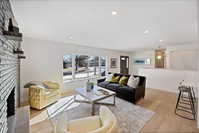 2001 Rhode Island Avenue N, Golden Valley, MN 55427 - Photo 13