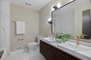 2001 Rhode Island Ave N, Golden Valley, MN 55427 - Photo 17