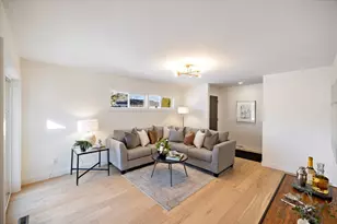 2001 Rhode Island Ave N, Golden Valley, MN 55427 - Photo 11