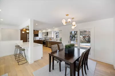 2001 Rhode Island Avenue N, Golden Valley, MN 55427 - Photo 5