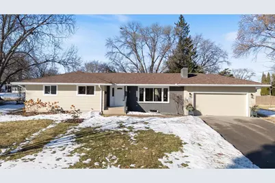 2001 Rhode Island Avenue N, Golden Valley, MN 55427 - Photo 1