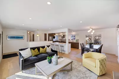 2001 Rhode Island Avenue N, Golden Valley, MN 55427 - Photo 3