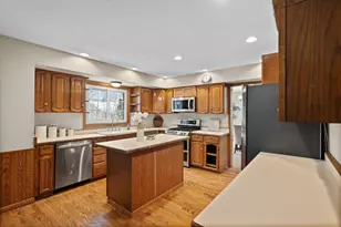 9882 Upper 173rd Ct W, Lakeville, MN 55044 - Photo 5