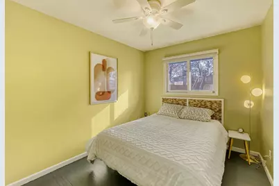 565 Hugo Street NE, Fridley, MN 55432 - Photo 17