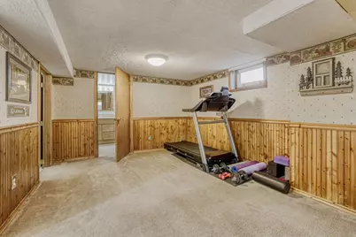 565 Hugo Street NE, Fridley, MN 55432 - Photo 21