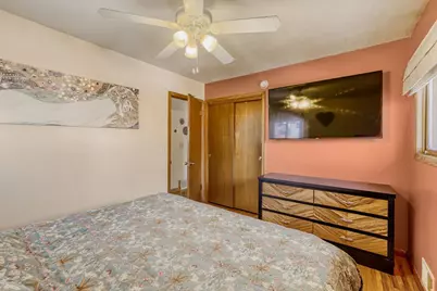 565 Hugo Street NE, Fridley, MN 55432 - Photo 15