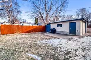 565 Hugo St NE, Fridley, MN 55432 - Photo 27