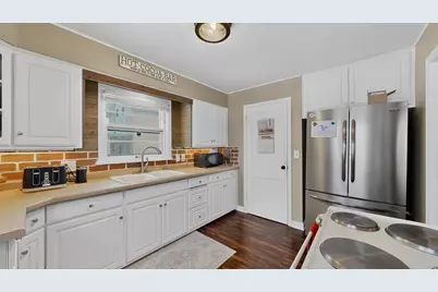 305 N Mantorville Avenue, Kasson, MN 55944 - Photo 25