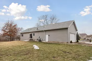 153 Elm Dr W, Carver, MN 55315 - Photo 35