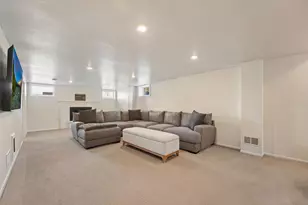 4254 Duke Dr, Minnetonka, MN 55345 - Photo 31