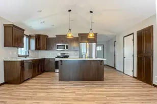 444 53rd Ave SE, Saint Cloud, MN 56304 - Photo 3