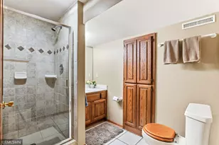 4865 Cottonwood Ln N, Plymouth, MN 55442 - Photo 41