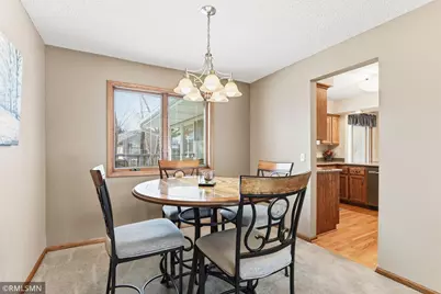 4865 Cottonwood Lane N, Plymouth, MN 55442 - Photo 9