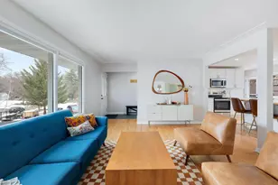 616 Kingsview Ln N, Plymouth, MN 55447 - Photo 3