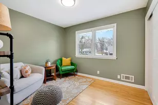 616 Kingsview Ln N, Plymouth, MN 55447 - Photo 21