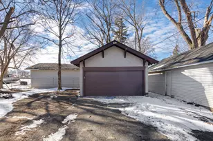 216 Lincoln Ave, Owatonna, MN 55060 - Photo 5