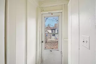 147 Morton St W, West Saint Paul, MN 55107 - Photo 37