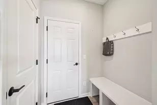 11329 Brookview Rd, Woodbury, MN 55129 - Photo 19