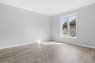 515 Marnie St S, Maplewood, MN 55119 - Photo 7